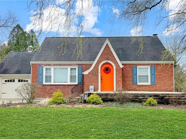 17 W Oakwood Way, New Castle, PA 16105