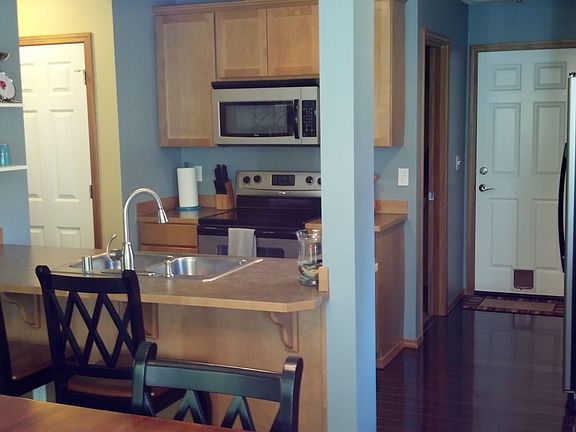 3rd image of 23208 N River Dr