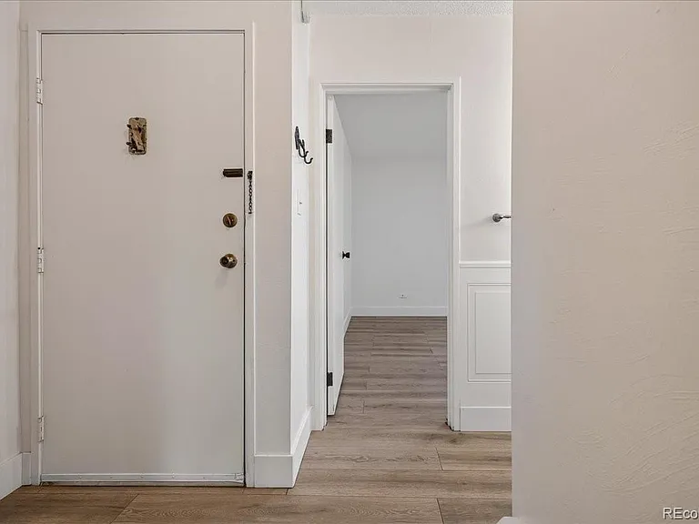 2150 S Vaughn Way #202D — Photo 22