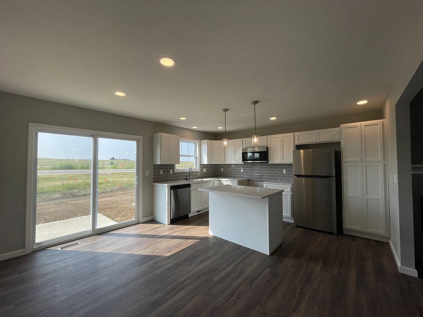Megan Court Homes — Photo 2
