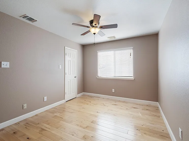 13611 Ashley Oaks — Photo 9