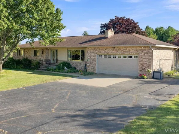 3819 County Road 416 Rd #20, Gladstone, MI 49837