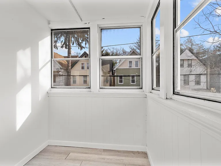 426 Poplar St #2 — Photo 13