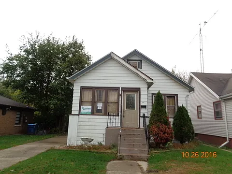 335 Warren St photo 1