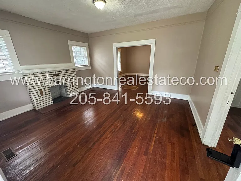 4637 Court S — Photo 2