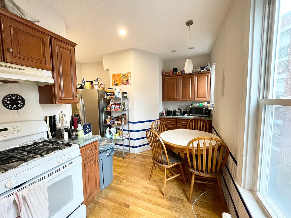 226 Parker Hill Ave #1L