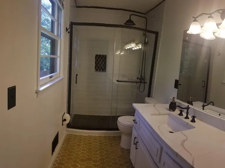 1601 Northwoods Dr — Photo 20