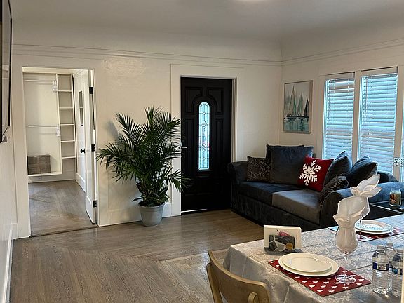 2nd image of 159 Hollywood Ave