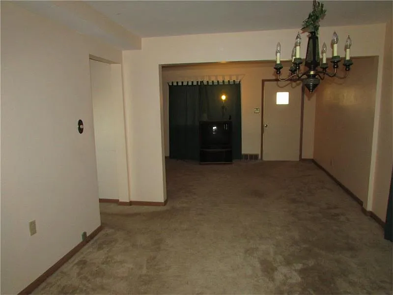 1318 Coronado Rd photo 1