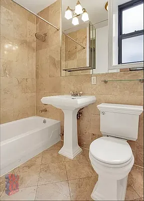 Rented by REAL New York | media 12