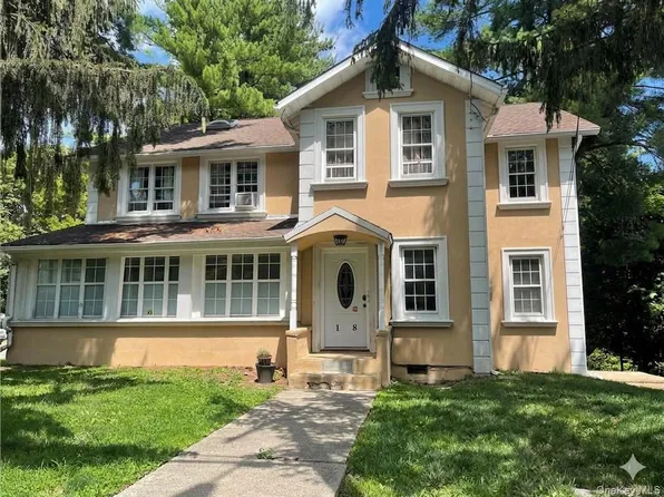 18 Reservoir Rd #3, Highland, NY 12528