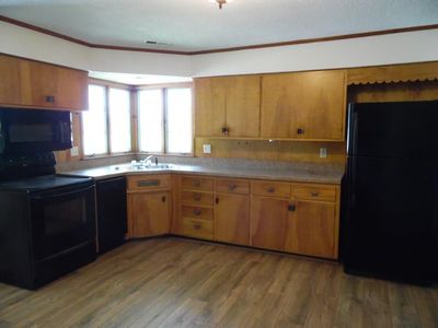 712 W Helm St, Brookfield, MO, 64628