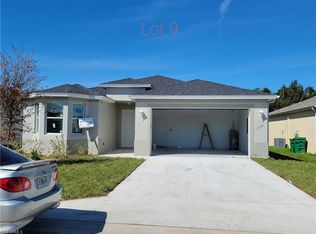 1128 Hamilton St, Immokalee, FL 34142