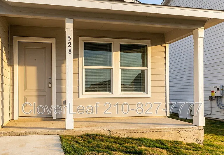 528 Wolf Crest Blvd — Photo 4
