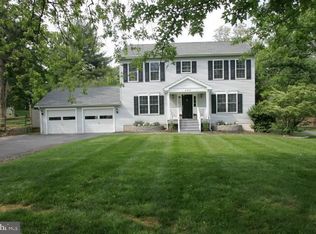 346 Ridge Rd, Washington Grove, MD 20880