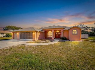 5420 Fern Dr, Weeki Wachee, FL 34607