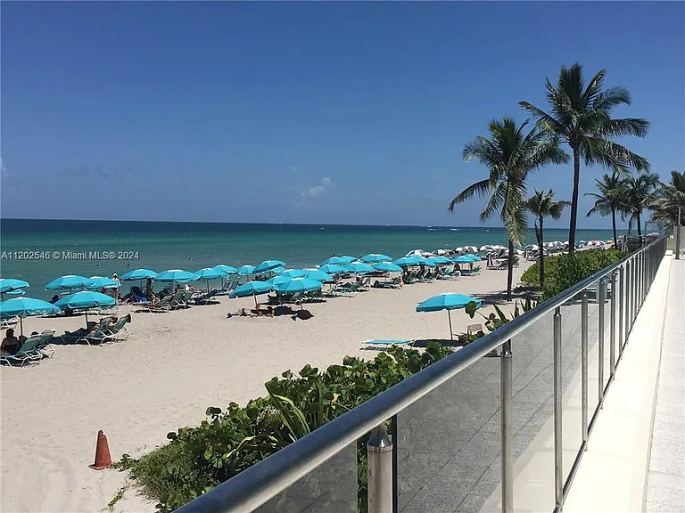 2501 S Ocean Dr #Penthouse 28 — Photo 28