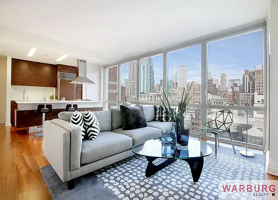 Rented by Warburg | media 28