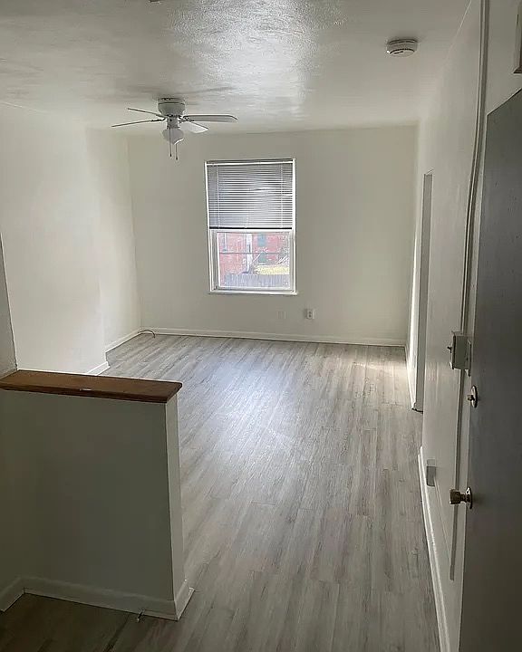 1st image of 5435 Jackson St APT 3