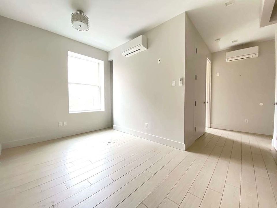 1st image of 272 W 139th St #D2