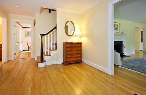 2nd image of 6 Sherbrooke Dr