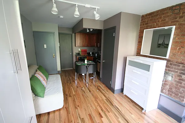 Rented by MetroNest | media 16