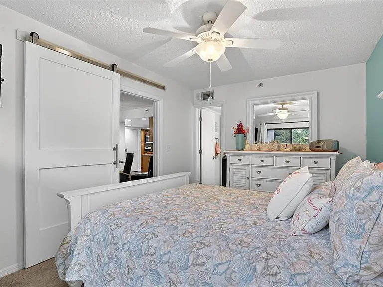 1166 Carmel Cir #100 — Photo 10
