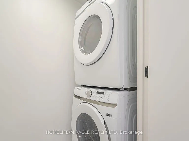36 Zorra St #327 — Photo 8