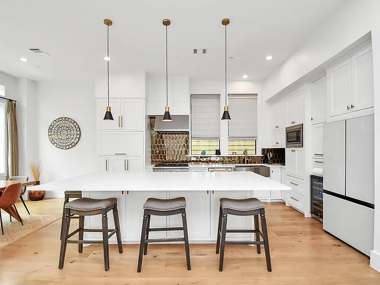 2303 Yupon St — Photo 18