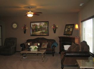 480 Charbonneau Dr, Richland, WA 99352