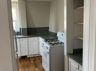 948 Washington St APT C, Braintree, MA 02184