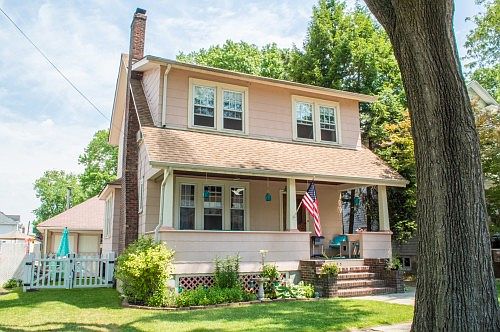 1st image of 185 Lathrop Ave