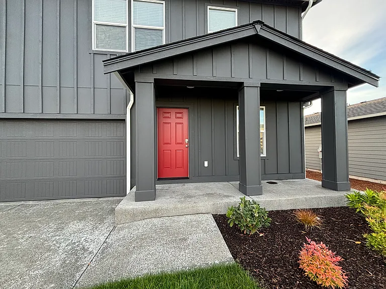 138th Ave E — Photo 2