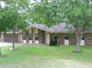 436 Ellinger Rd, La Grange, TX 78945