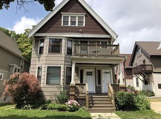 3061 N Cramer St #10750376, Milwaukee, WI 53211