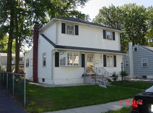 160 Fiat Ave, Iselin, NJ 08830