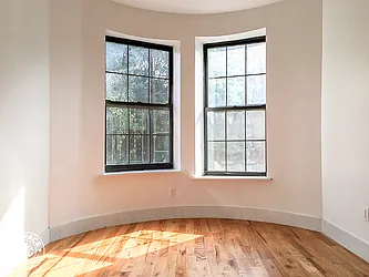 Rented by MySpaceNYC