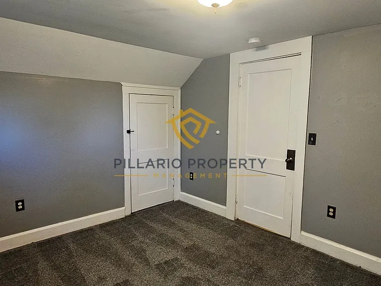 44 S Ewing St — Photo 16