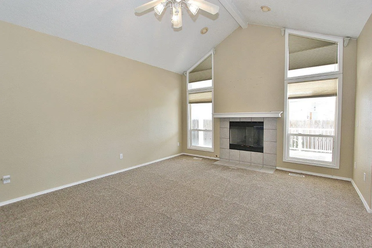 3 bed, 1342 sqft, $2,150 — Photo 4