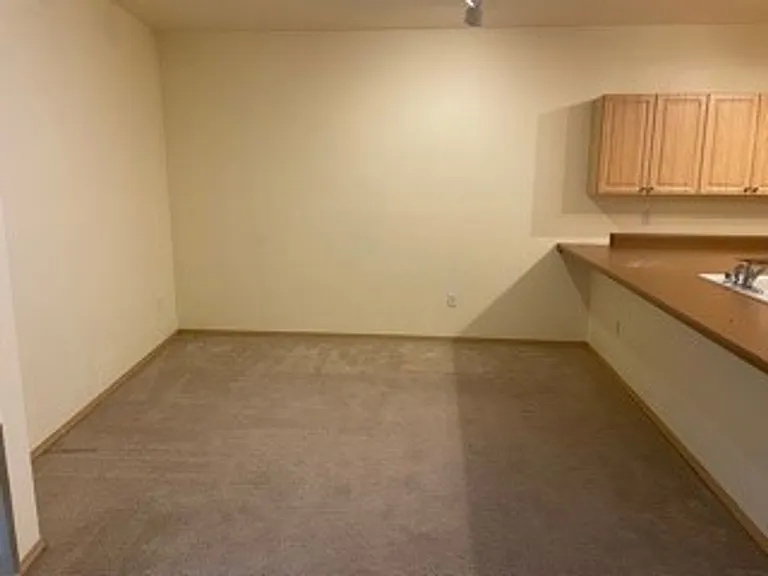 Stillwater Apartments — Photo 9