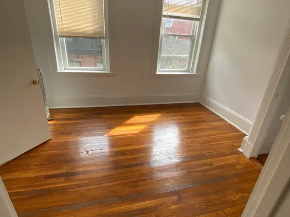 7 Myrtle St, Boston, MA