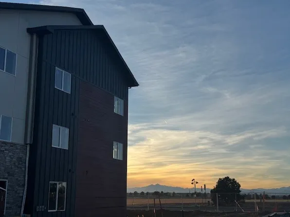 Element Apartments