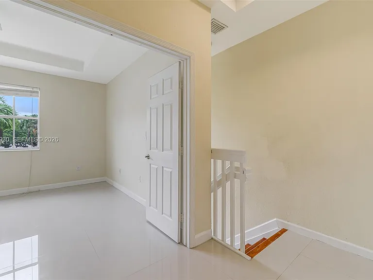 12361 SW 123rd Ter — Photo 21