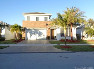 15079 SW 176th Ln, Miami, FL 33187