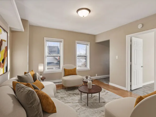 938 - 940 East 3rd Street, 940 3rd St E APT 4, Saint Paul, MN 55106