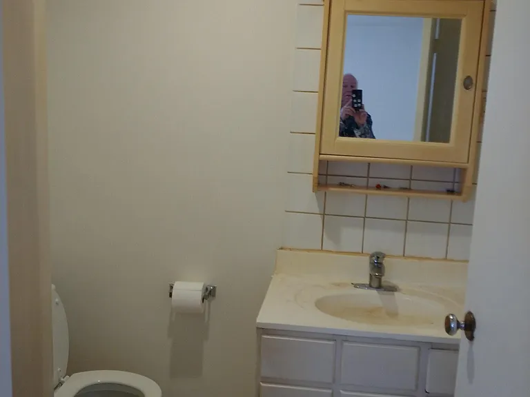 17 Alexander St #5 — Photo 7
