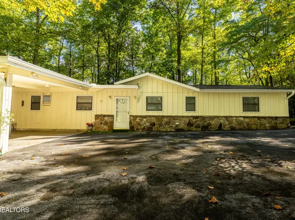 1062 N Ridge Pl, Sevierville, TN 37876