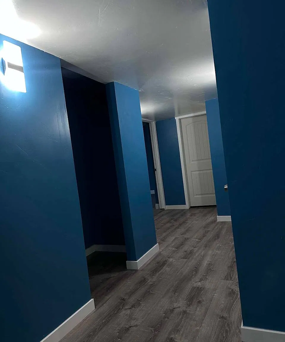 6 bed, 1367 sqft, $700 — Photo 2