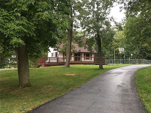 2nd image of 15670 E Lake Shore Dr N