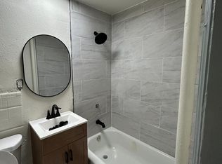 3708 Summit St APT 203, Kansas City, MO 64111